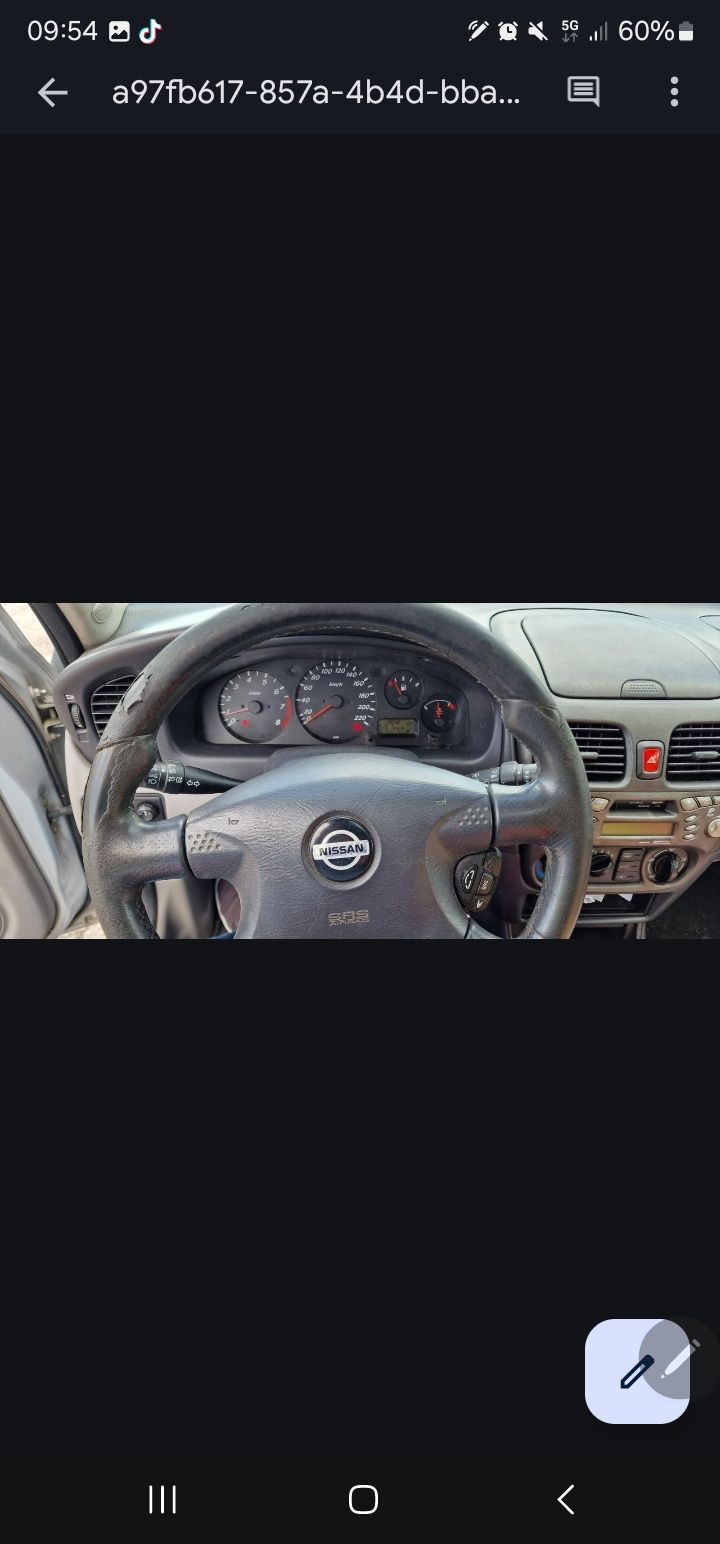 Nissan Almera  1.5  Gasolina de 2000