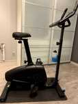 Rower stacjonarny Domyos EB900 B samozasilający
