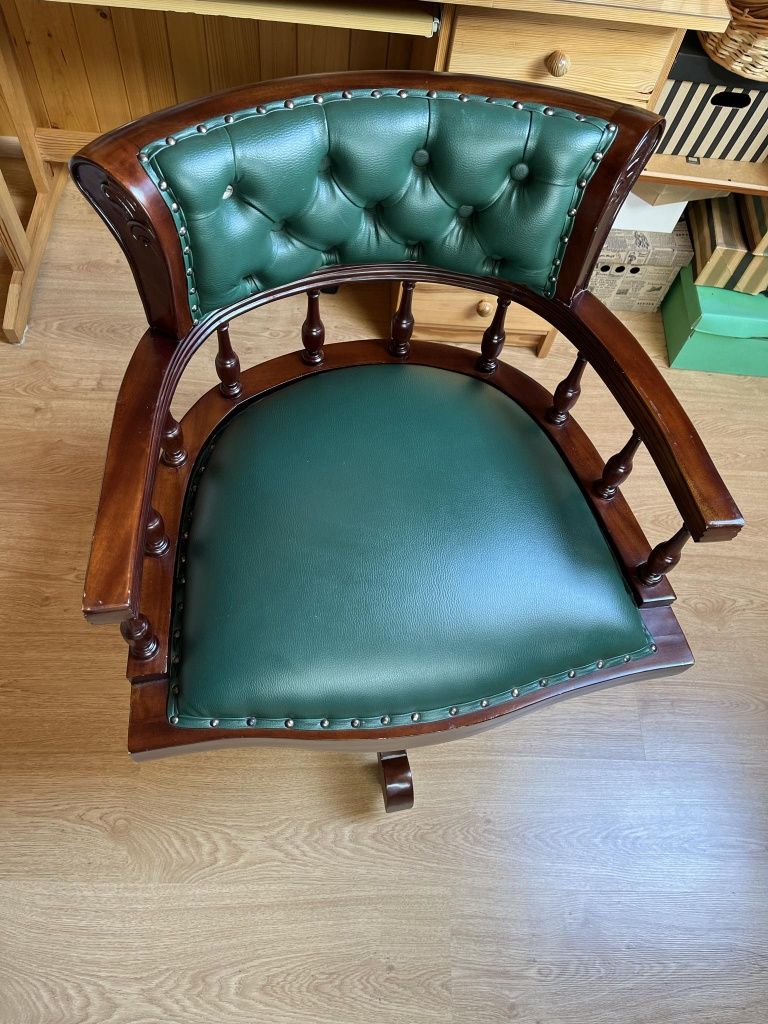Krzesło obrotowe z litego drewna