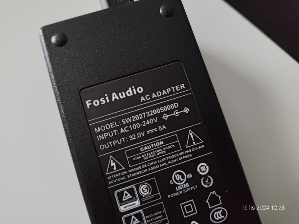 Wzmacniacz audio "Fossil Audio V3" i kolumny "STX F-110n"