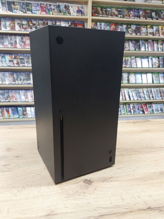 Konsola xbox series x - komplet