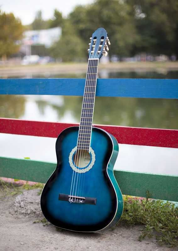 Класична гітара Almira CG-1702 NT (Набір гітариста). Знижка -10%