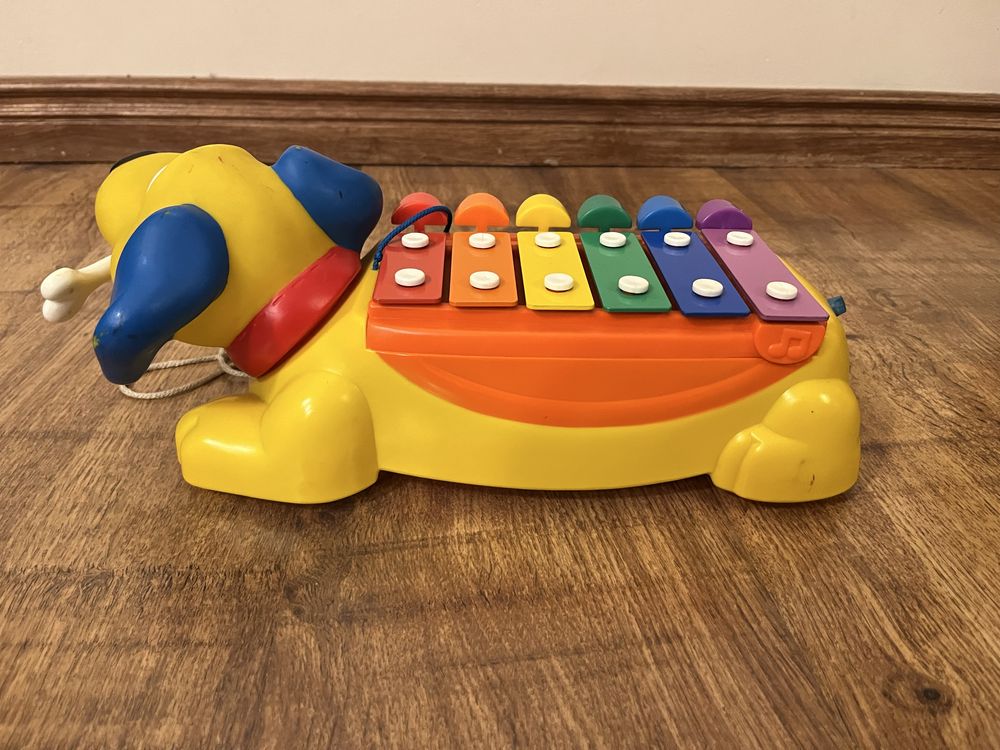 Dziecięce cymbałki firmy FisherPrice