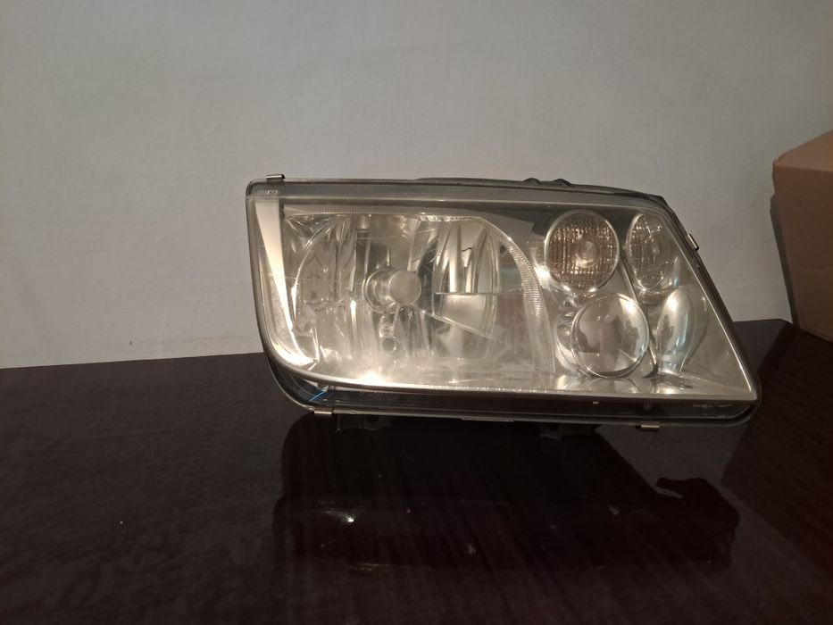 Фари volkswagen bora