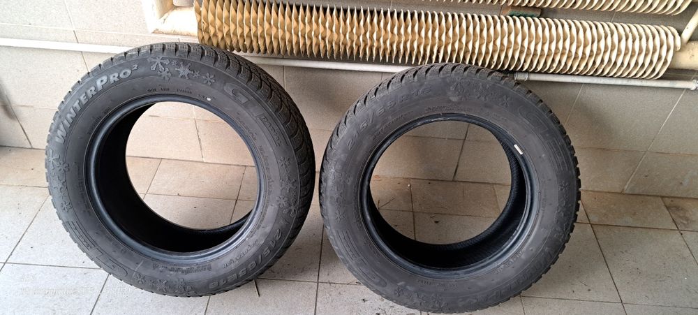 Opony zimowe 215/65R16