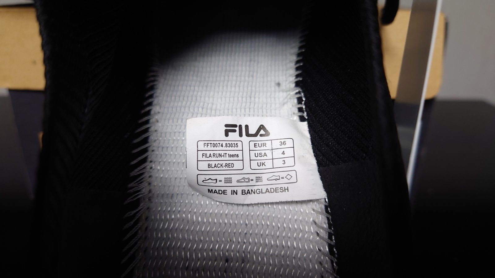 Женские кроссовки FILA " Run On" р 36 / 23.5 cм.