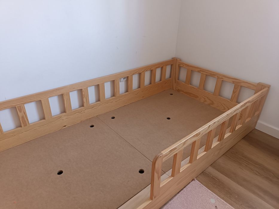 Cama Montessori nova