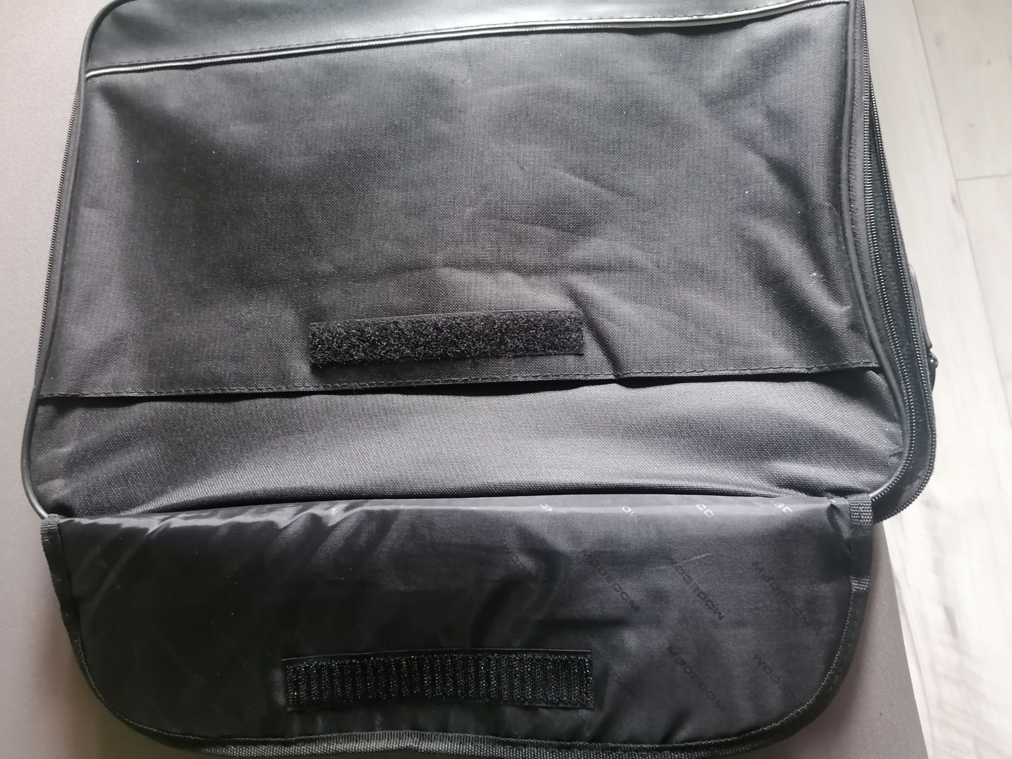 Sprzedam nową torbę na laptopa