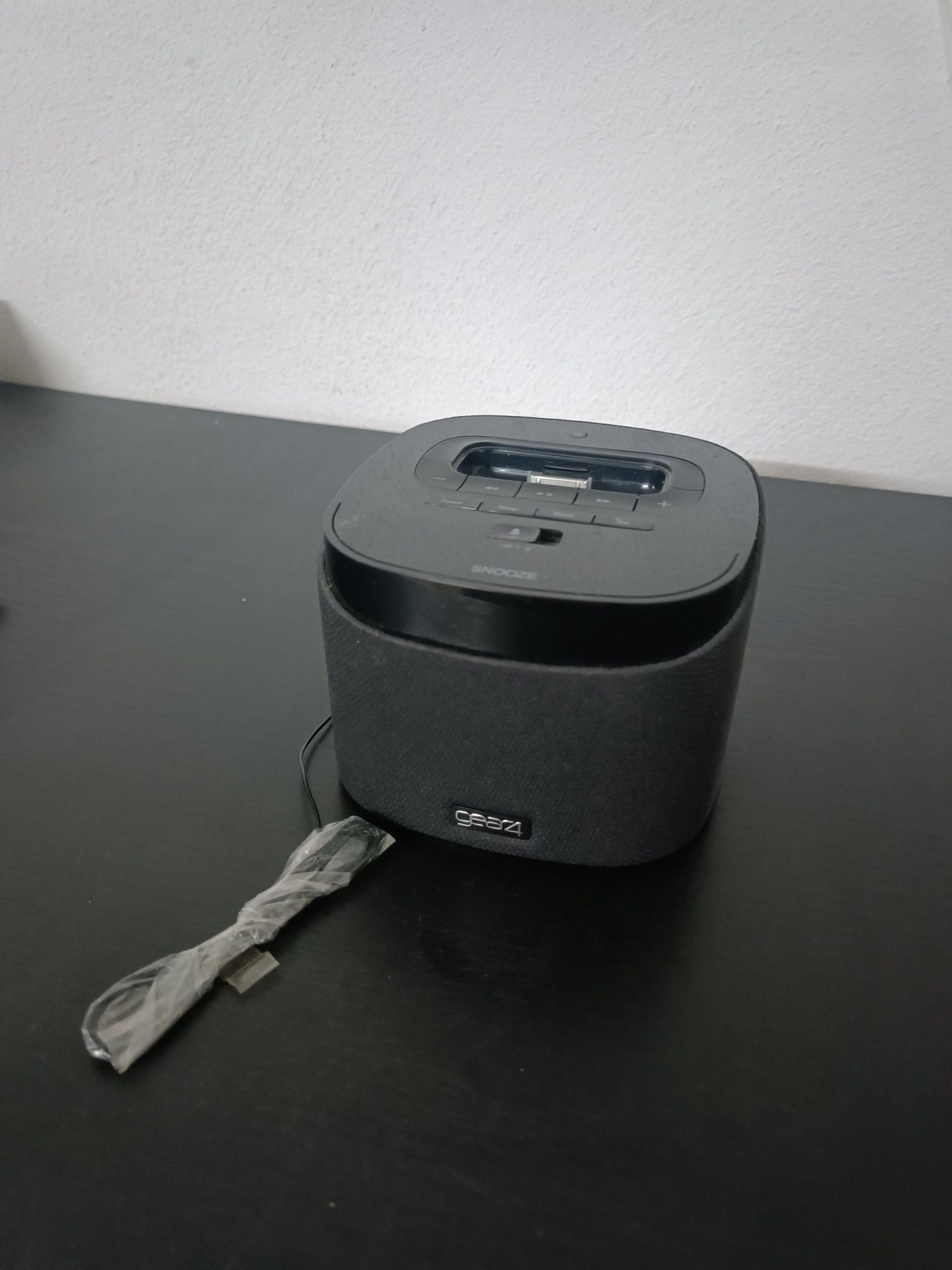 Despertador, radio e dock para ipod
