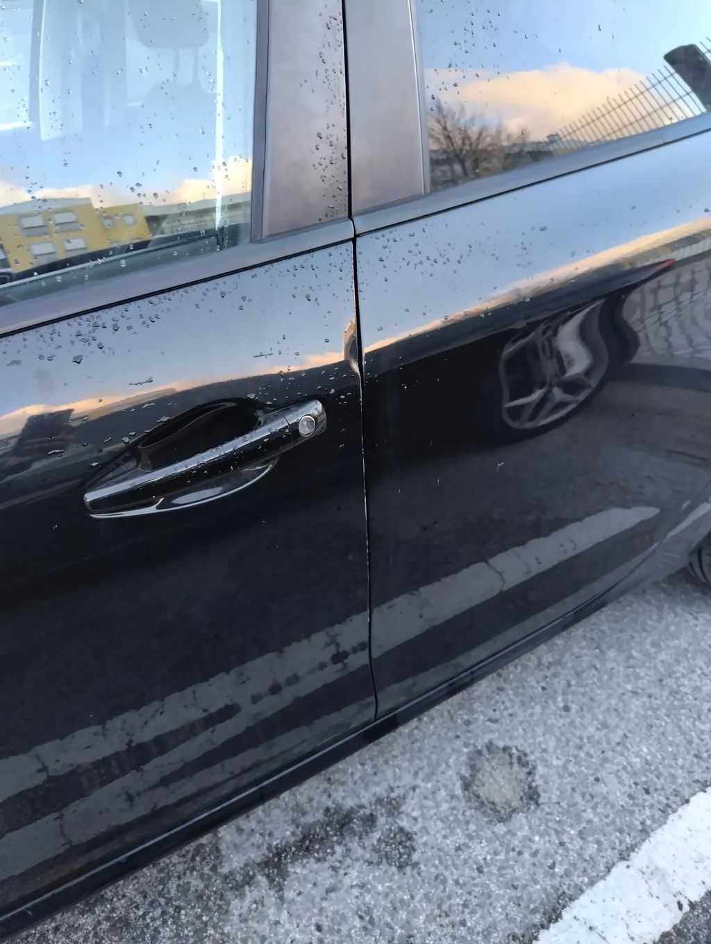 Peugeot 208, de 2017, 64.000Km