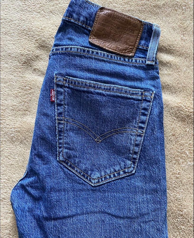 Джинсы мужские, подростковыe Levi's