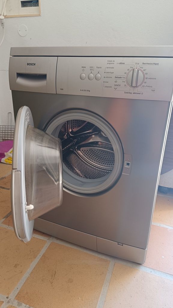 Maquina lavar roupa Bosch wae2006tee