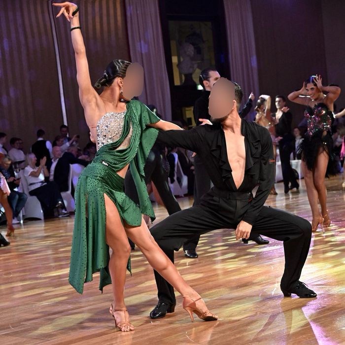 Сукня для бальних танців латина