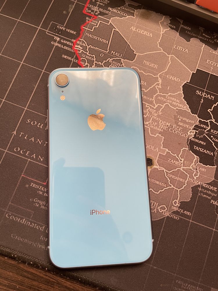 Iphone XR 256gb IOS 18