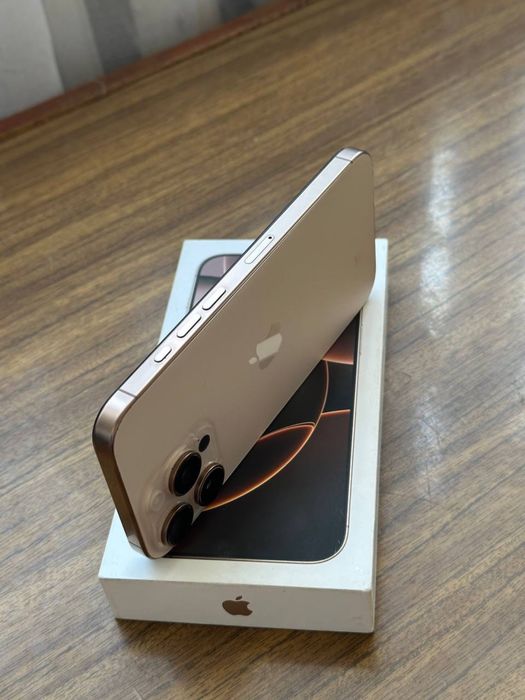 Продам IPhone 16 PRO MAX 256 Neverlock