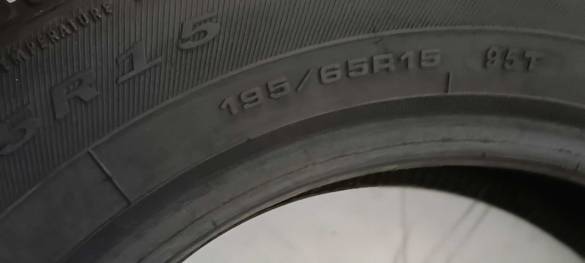 K684320M Komplet 195/65R15 Dębica Passio2 dot.4118
