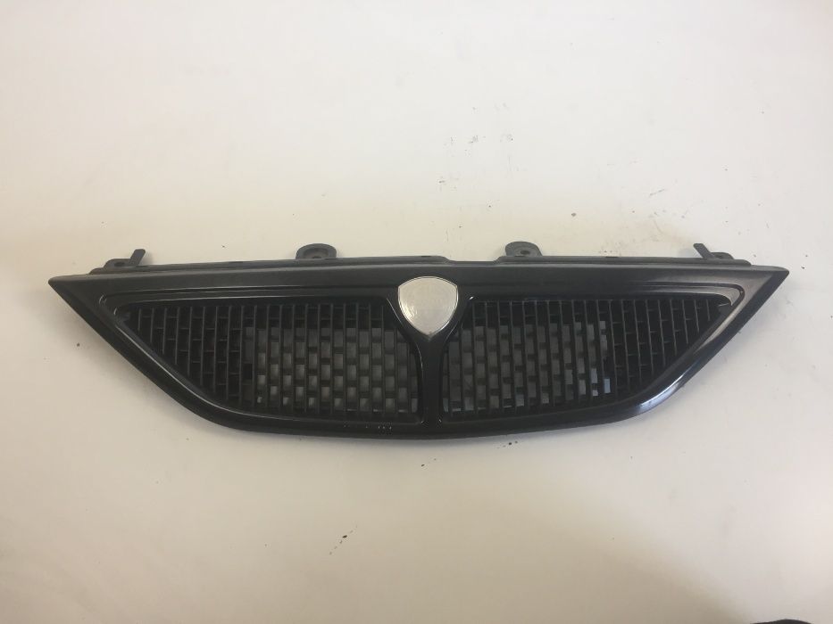 Lancia Y Ypsilon Atrapa Chłodnicy Grill
