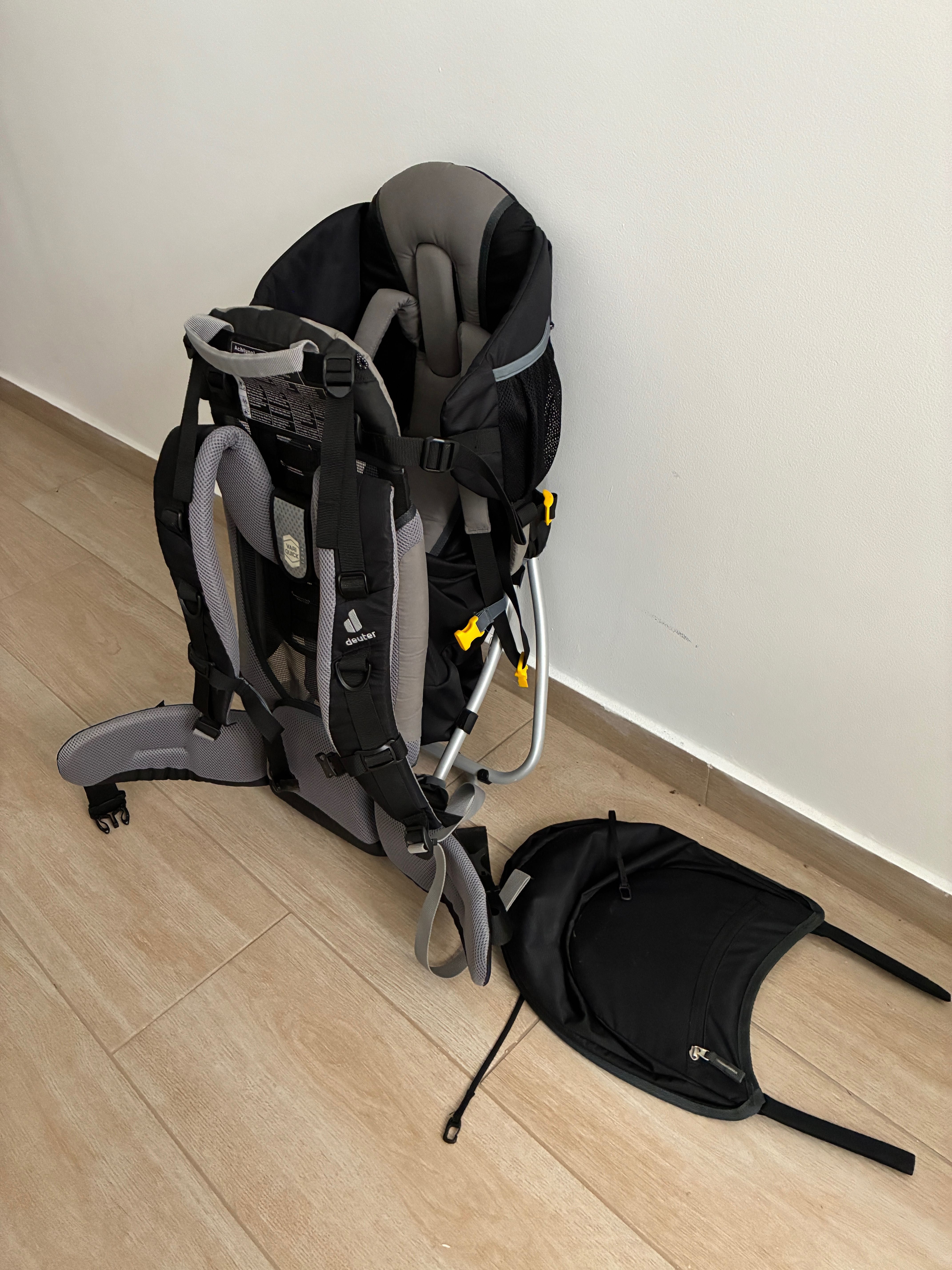 Mochila porta bebês infantil DEUTER