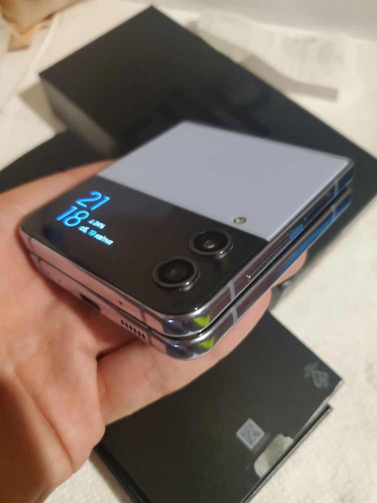 Samsung Z Flip 4 8×256GB Офіційний !