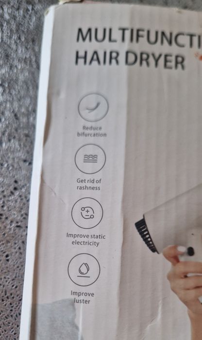 Suszarka do włosów, zielono złota