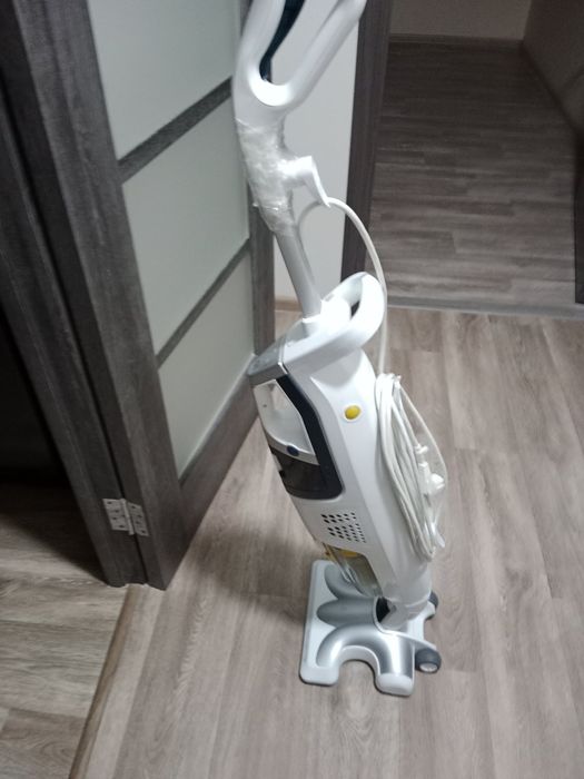 Продам пылесос-пароочиститель rowenta ry8561wh