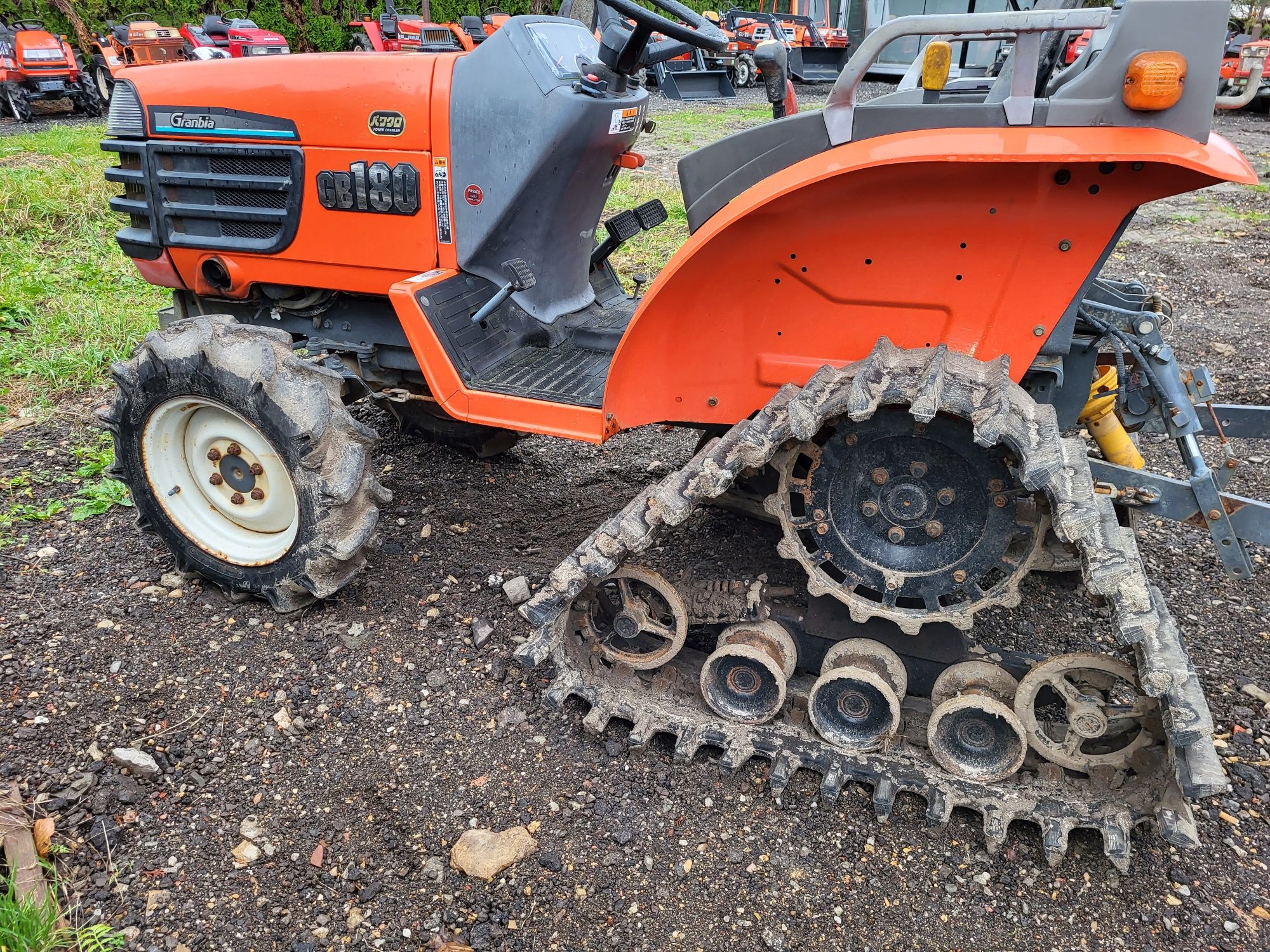 Kubota gb180 gąsienice 4x4 mini traktorki japońskie Zbytków