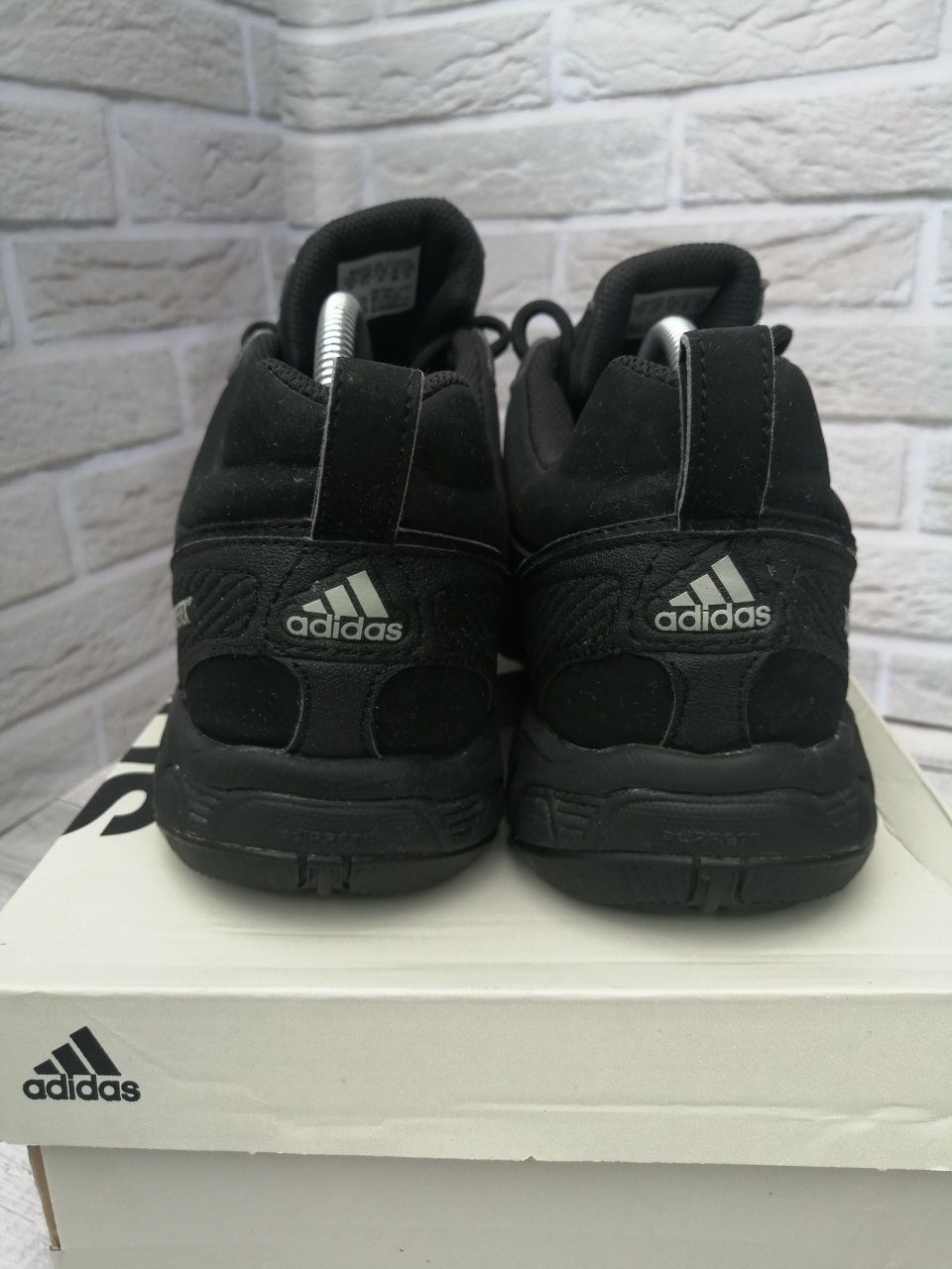 Кросівки adidas GORE-TEX