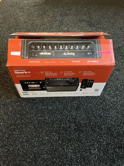 nowy wzmacniacz Gitarowy Positive Grid Spark Pearl 40 + torba