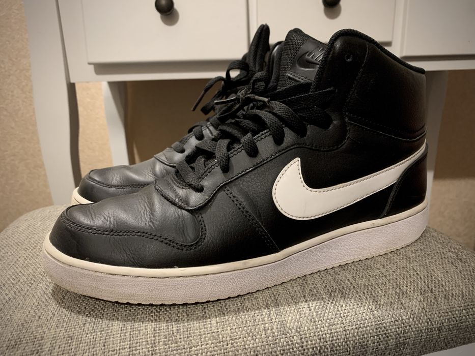 Nike Ebernon MID