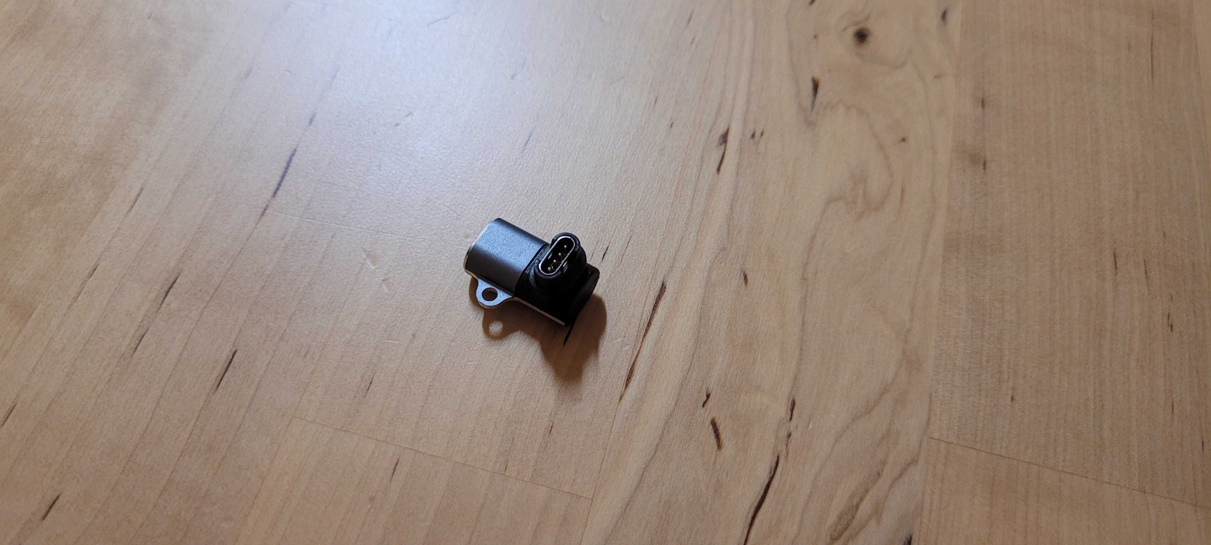 Adapter kątowy do ładowania zegarków Garmin FR 945, 955