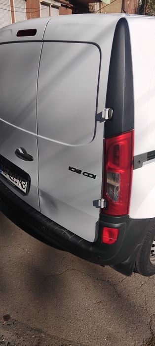 Мерседес сітан )