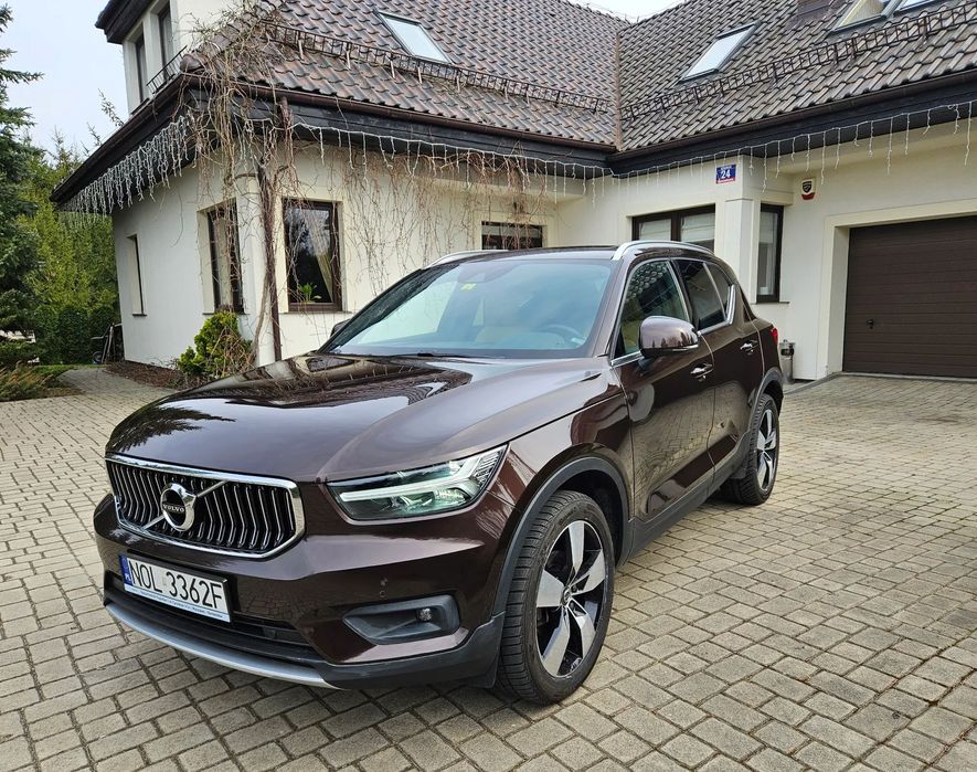 Volvo XC 40 Benzyna 1.5 (156KM), Szwajcaria, Pierwszy właściciel, Jasne skóry