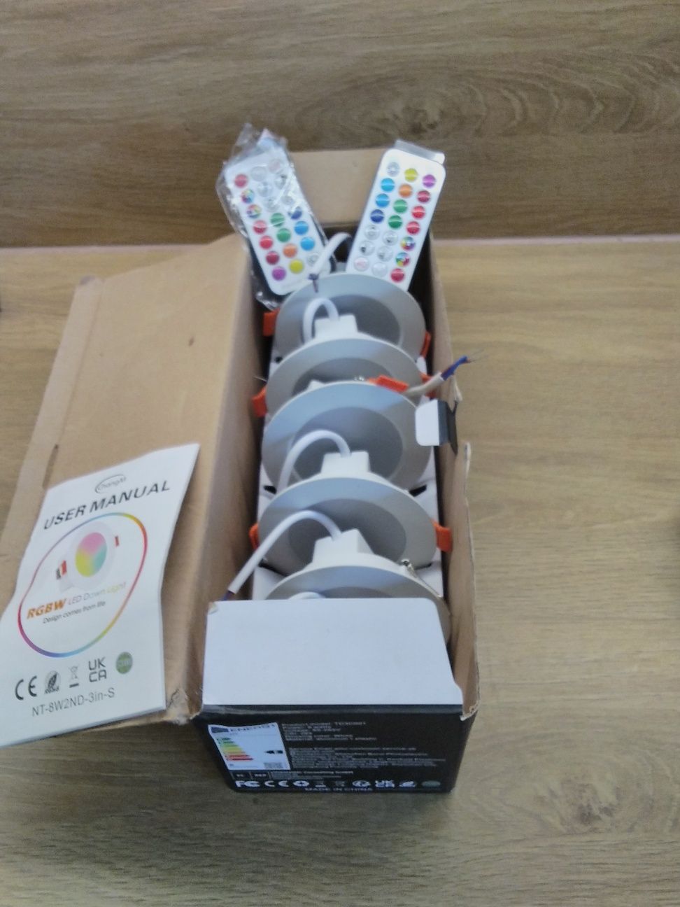 Oświetlenie sufitowe LED