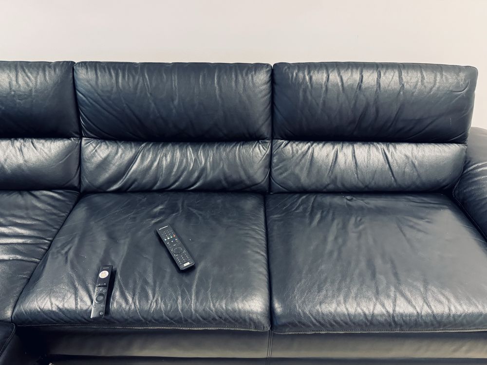 Sofa Chateaux D’aux Pele Italiana Preto (3 Lugares + Chaise-Long)