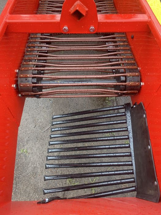 Копачка  транспортерна однорядна Віракс