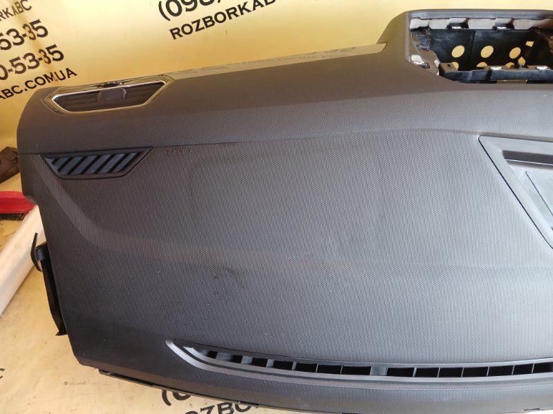 Торпедо Volkswagen Tiguan 2019