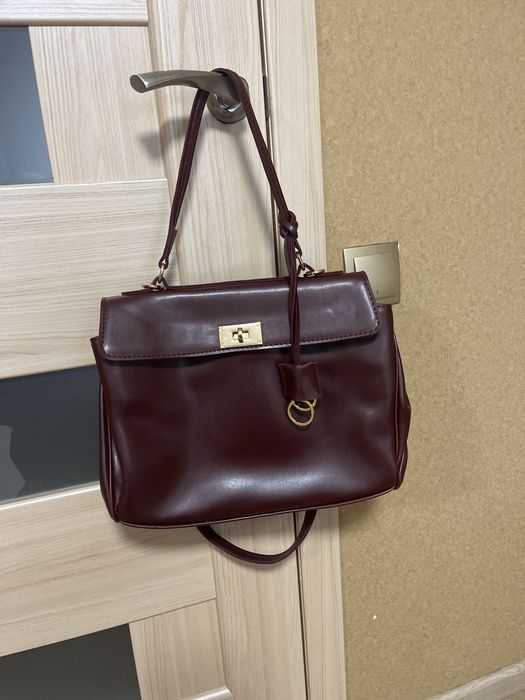 Сумка жіноча зі штучноі шкіри