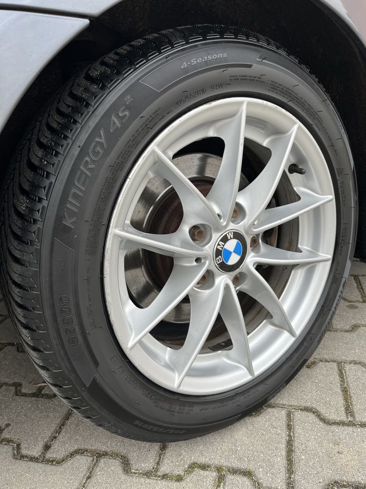 BMW 320I 150km automat