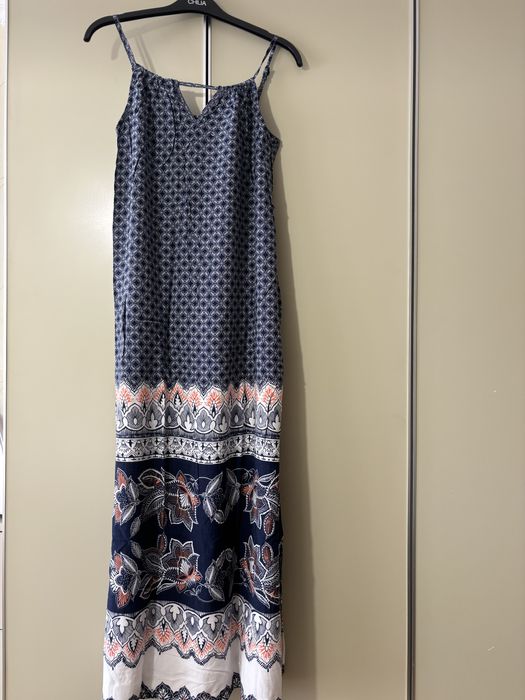 Легкий літній сарафан