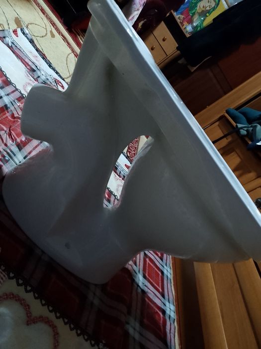 Продам унітаз без бачка