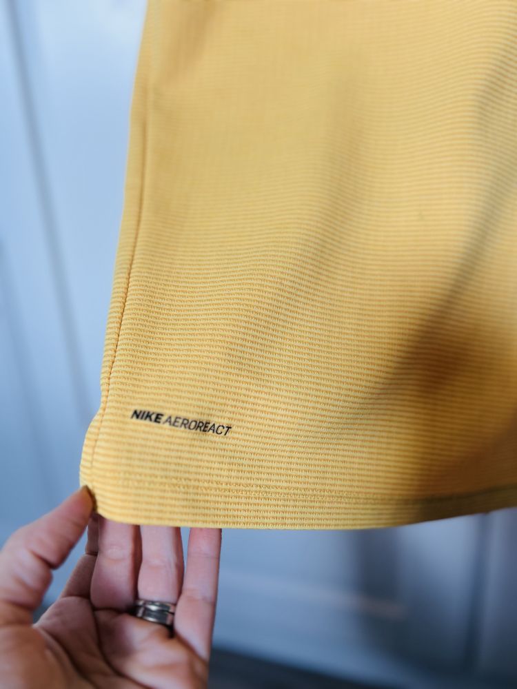 Koszula sportowa Nike golf żółta rozmiar M