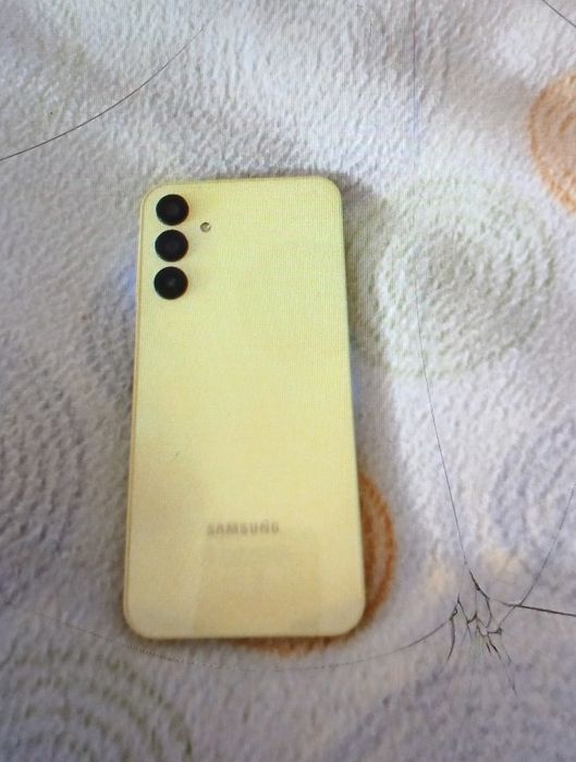 Telemóvel Samsung Galaxy A15 esta novo