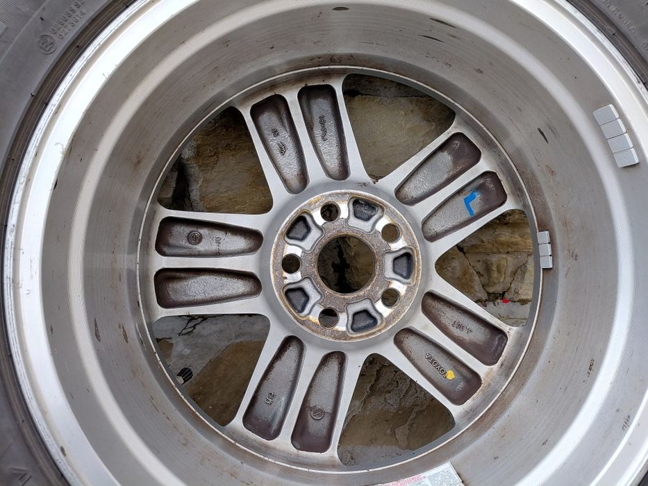 Колеса в зборі на TOYOTA  RAV-4