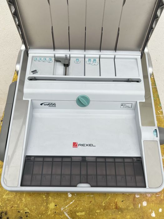 Encadernadora / Furadora Rexel CWB406 – Profissional