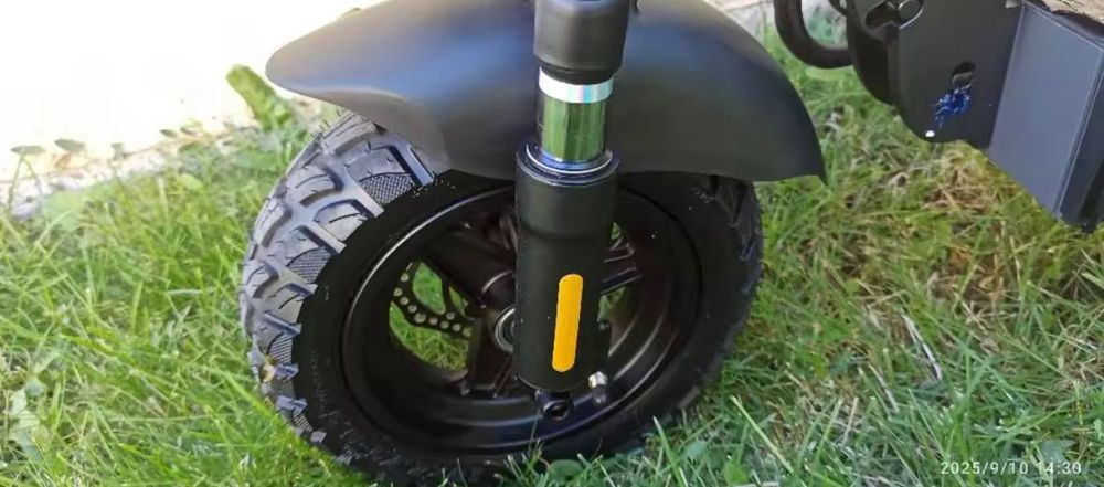 Trotinete elétrica nova com caixa e garantia + acessórios extras