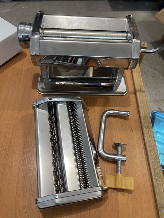 Машинка для пасти