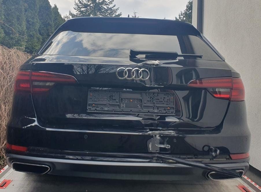 Klapa Audi a4 b9 kombi uszkodzona wraz z szybą