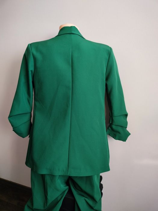 Sprzedam Marynarka z spodniami