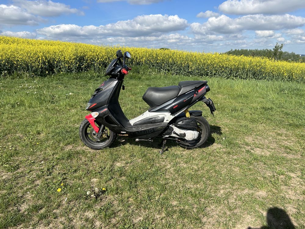 Aprilia SR 50 (nie aerox,speedfight)