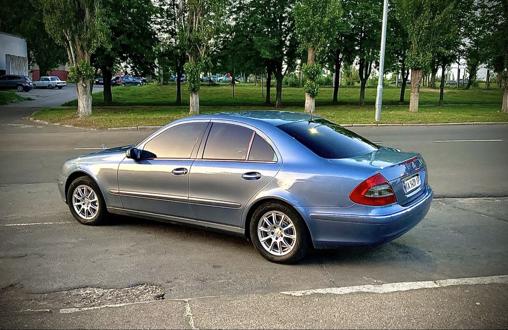 Мерседес Mercedes-Benz W 211 2,2 tdi E 200 2003 р.